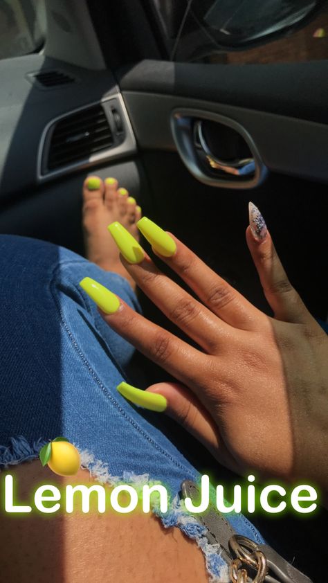 Lemon juice color coffin nails @AllAboutNay_ (twitter) Lemon Juice Nails, Weave Quotes, Tennessee Memphis, Ohio Cincinnati, Neon Yellow Nails, Food Nails, Stiletto Nail Art, Stiletto Nails Designs, Her Nails