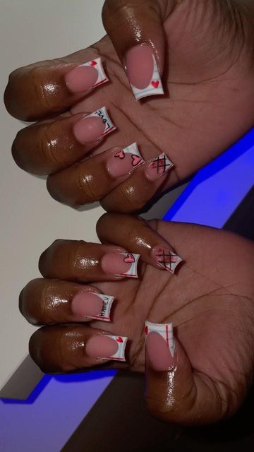 FLORIDA NAIL TECH🍊😛 on Instagram Nail Back To School Ideas, Nails Short Back To School, School Design Nails, Nail For Back To School, Notebook Nail Design, Teacher Inspired Nails, 6 Grade Nails, Nails Acrylic School, Nail Designs For Back To School