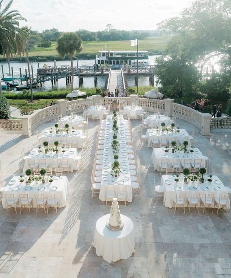 Large Wedding Ideas Receptions, Wedding Table Layouts Floor Plans Party, Wedding Party Table Layout, Wedding Venue Seating Layout, Long Table Seating Wedding, Mix Of Long And Round Tables Wedding, Seating For 100 People Wedding, Wedding Dinner Seating Arrangement, Best Wedding Table Layouts