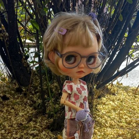 Meme Pics, Blythe Doll Clothes, Big Eyes Doll, Blythe Dress, Living Dolls, Blythe Clothes, Doll Parts, Pretty Dolls, Ooak Dolls