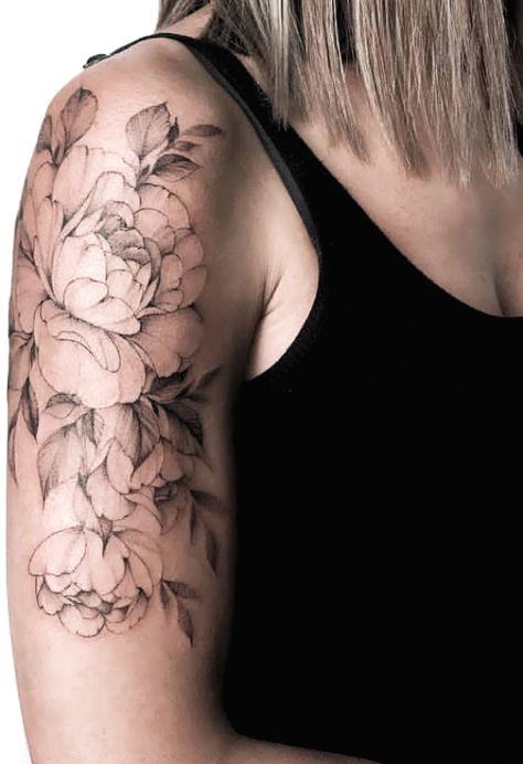 Things that make you go AWW! Like puppies, bunnies, babies, and so on... A place for really cute pictures and videos!. #tattoosforwomen #rosetattoo Tattoos Classy, Tattoo Pretty, Women's Shoulder Tattoo, Front Shoulder Tattoos, 42 Tattoo, Tattoo Unique, Peony Tattoo, Tattoos Sleeve, Tattoos For Women Half Sleeve