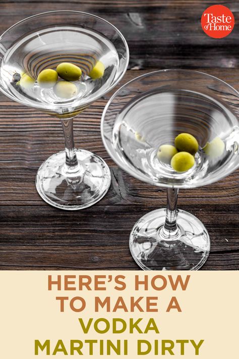 How To Make Martini Cocktails, How To Make A Martini Vodka, Extra Dirty Vodka Martini, Green Apple Martini Recipe, How To Make Martini, Filthy Martini, Dirty Martini Vodka, Dirty Martini Recipe, Martini Recipes Vodka