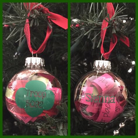 Girl Scout Ornaments, Scout Ornaments, Girl Scout Daisy Activities, Christmas Jewelry Diy, Girl Scout Daisy, Daisy Scouts, Girl Scout Juniors, Girl Scout Leader, Girl Scout Crafts