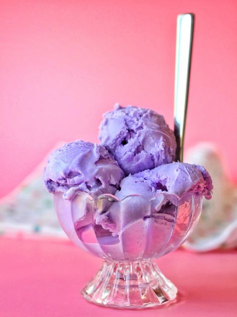 Purple Ice Cream, Creamy Pudding, Yummy Ice Cream, Purple Sweet Potatoes, Ice Cream Bowl, Vegan Ice Cream, Sweet Potato Recipes, Healthy Dishes, How To Make Salad