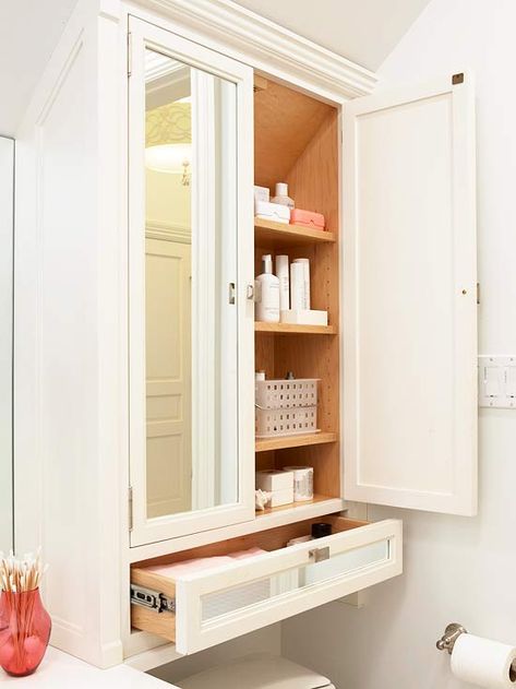 over toilet storage ideas Bathroom Cabinets Over Toilet, Bathroom Storage Over Toilet, Over Toilet Storage, Over Toilet, Decor Baie, Design Blogs, Small Bathroom Storage, Creative Storage, Trendy Bathroom