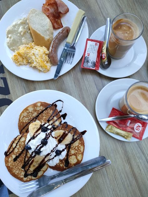 A delicious breakfast in Spain 😋

#spain #breakfast #aestheticfood #sevilla #pancakes #coffee #morning Spain Breakfast, Delicious Breakfast, Pancakes, Spain, Coffee