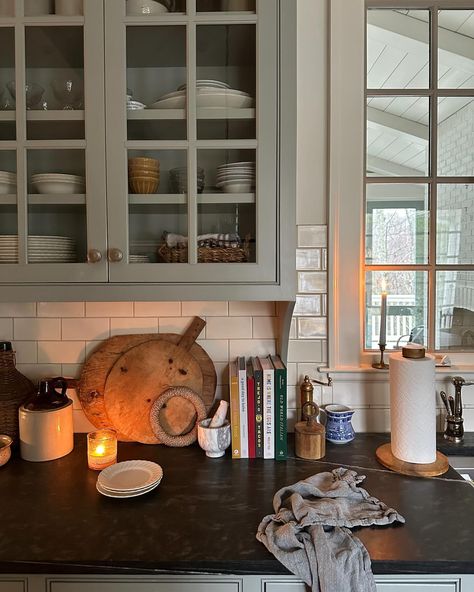 Corinne | Home | Design | Probably antiquing | Do you like items on your counters or do you prefer a more minimalist approach? I like both. I’ve always felt our kitchen to be quite cool… | Instagram Jenny Kane, Cozy Candlelight, Kitchen Vibes, Cool Instagram, Wood Tones, Friday Morning, Cottage Kitchen, Spring Cleaning, Happy Friday