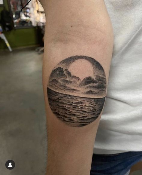 Ocean Sunset Tattoo Black And White, Water And Sunset Tattoo, Black Ocean Tattoo, Moon Over Ocean Tattoo, Sunset Tattoo Black And White, Ocean And Moon Tattoo, Dog Cat Tattoo, Butterfly Tattoo Designs For Women, Upper Arm Sleeve