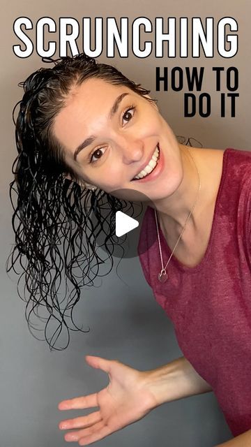 Scrunching Hair Tips, Scrunch Hair Tutorial, Scrunched Hairstyles, How To Do Curls, Curl Tips, Curl Clumps, Crunchy Hair, Wavy Hair Tips, Curl Routine