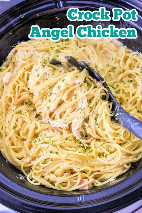 Slow Cooker Angel Chicken, Chicken Angel Hair Pasta, Angel Chicken Pasta, Chicken Spaghetti Recipe Crockpot, Angel Hair Pasta Recipes, Easy Chicken Spaghetti, Angel Chicken, Italian Chicken Crockpot, Slow Cooker Pasta Recipes