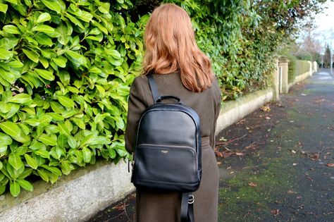 Knomo London Mini Backpack Review @knomo Knomo Backpack, Backpack Outfit, Backpack Reviews, Cross Body Bags, In The Bag, The Bag, At School, Mini Backpack, Blog Photography