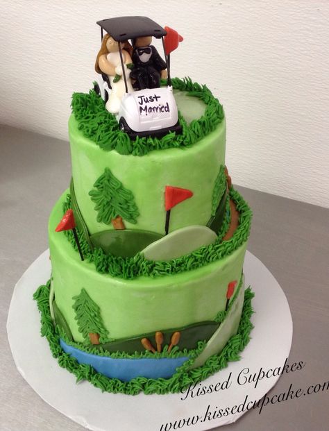 Golf themed grooms cake. Golf Grooms Cake, Golf Themed Wedding, Golf Wedding Cake, Grooms Cake Tables, Golf Themed Cakes, Golf Wedding Theme, Golf Wedding, Golf Cake, Cake Liner