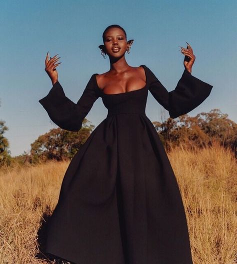 A.W.A.K.E. MODE on Instagram: “Adut Akech @adutakech wearing our AW19 dress for Vogue Australia styled by @jilliandavison ⭐️ photo by @andrewnuding📸 @vogueaustralia” Gothic Poses, Adut Akech, Model Pose, Vogue Australia, Looks Black, The Grass, Black Is Beautiful, Look Fashion, A Black