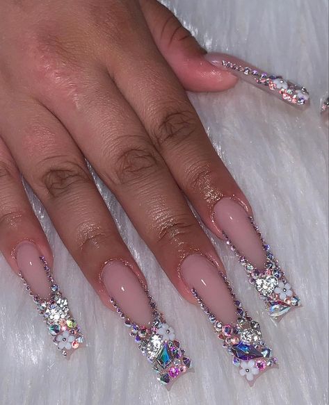 Nails Full Of Rhinestones, Xl Long Acrylic Nails Birthday, Xl Rhinestone Nails, Medium Length Bling Nails, Rhinestone Junk Nails, Fully Blinged Out Nails, Full Bling Nail Set, Long Acrylic Nails Rhinestones, Blinged Out Nails Rhinestones Pink