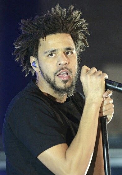 J Cole Smile, J Cole Art, Freeform Dreads, Dreads Styles, J Cole, Recording Artists, Pin Board, Record Producer, Hip Hop