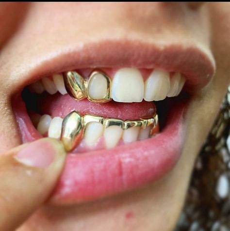 Showing Off Grills Teeth, Women With Gold Teeth, Gold Tooth Aesthetic, Women Gold Teeth, Girls Grills Teeth, Bottom Grills For Women Gold, Gold Fronts Teeth, Gold Grills Women, Partial Teeth Grills