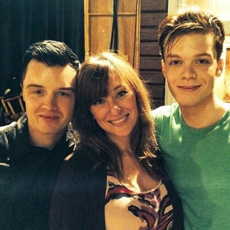 Mickey, Svetlana, and Ian Shameless Behind The Scenes, Svetlana Shameless, Shameless Us, Shameless Season, Bts Blog, Shameless Scenes, Shameless Mickey And Ian, Shameless Characters, Ian Shameless