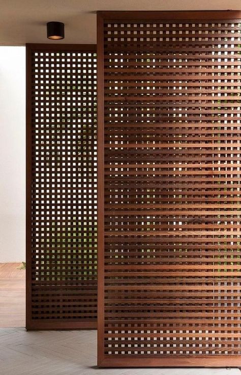 Wooden Screen Partition, Timber Screen Interior, Wood Screen Wall, Timber Partition, Room Dividers Diy, Partition Design Modern, Timber Wall Panels, Modern Partition, Wood Partition