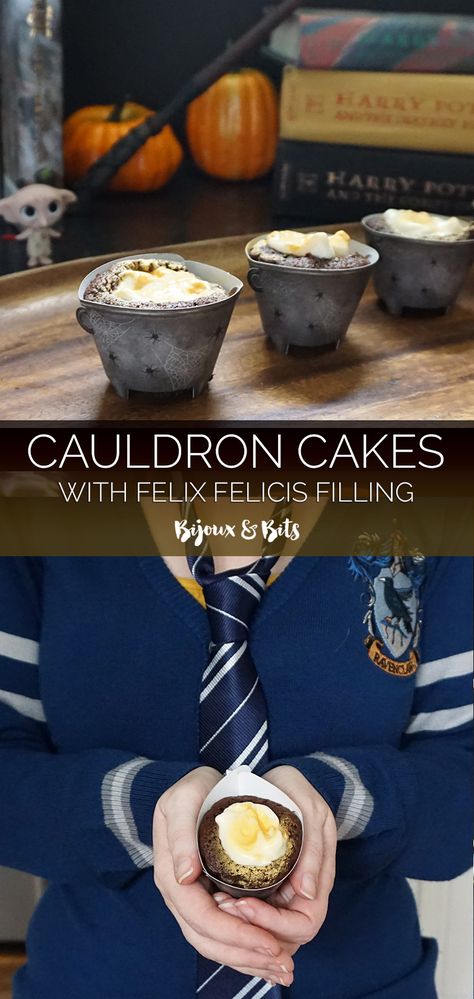 Cauldron cakes with Felix Felicis filling Marathon Snacks, Cauldron Cakes, Cake Chorizo, Harry Potter Pumpkin, Pumpkin Pasties, Cauldron Cake, Felix Felicis, Spiced Drinks, Night Snacks