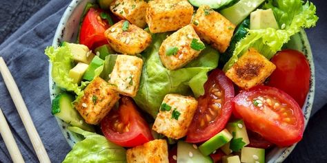 3+Tricks+to+Cook+Delicious+Tofu Keto Meal Plan For Women, Oven Roasted Zucchini, Japanese Salad, Banana Diet, Japanese Diet, Tofu Salad, Eating Bananas, Marinated Tofu, Vegetarian Protein