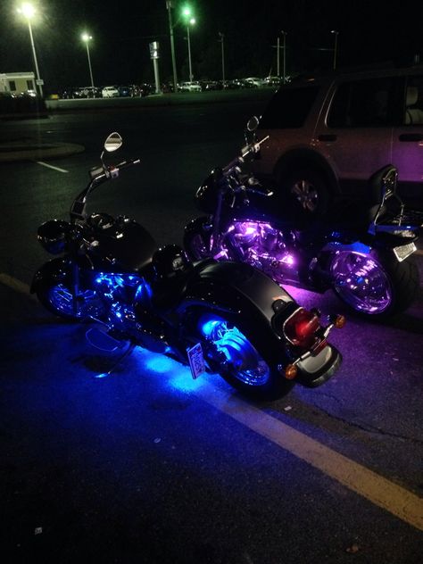 Black Motorcycle With Led Lights, Motorcycle With Led Lights, Pretty Motorcycles, Purple Motorcycle, Purple Bike, Motorcycle Led Lighting, Pink Motorcycle, Female Motorcycle Riders, Blue Motorcycle