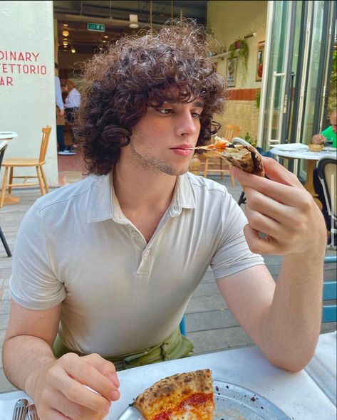 Long Curly Hair Men, Men's Curly Hairstyles, Male Haircuts Curly, Haircut Curly Hair, Men Haircut Curly Hair, Mens Hair Colour, Haircut Curly, Men Haircut, Curly Hair Men