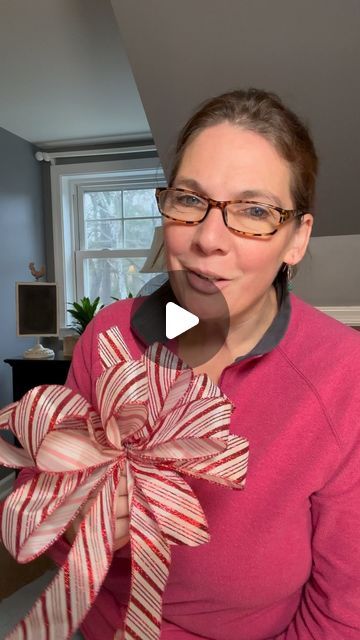 Audra Chalfant on Instagram: "Designing a Florist Bow. #design #designer #florist #bow #diy #ribbon #lifeatthenest" Bouquet Bows Diy, Diy Big Ribbon Bow, How To Tie A Bow With Ribbon For Bouquet, Flower Arragement, Community Farm, Bow Diy, How To Tie Ribbon, Diy Bows, Bow Tutorial