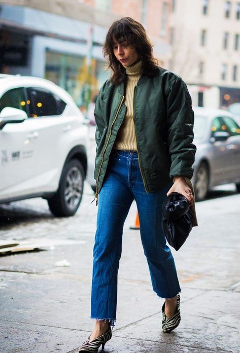 How to and What to Wear With a Bomber Jacket | Who What Wear UK Street Style 2016, Giovanna Battaglia, 2017 Fashion Trends, Flight Jacket, Street Style Inspiration, Fashion Tips For Women, Mode Vintage, Green Jacket, Look Chic