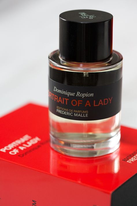 Frederic Malle's Portrait of a Lady (2010) – Life with Perfumes Frederic Malle Portrait Of A Lady, Portrait Of A Lady Perfume, Bride Perfume, Byredo Aesthetic, Perfume Cabinet, Frederic Malle Perfume, Fragrance Men, Fragrance Lab, Cd Packaging