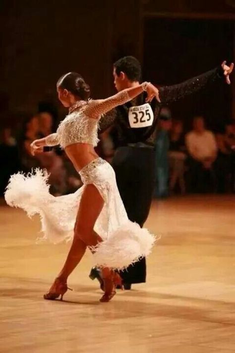 Cha cha. In my next life I'll be a professional ballroom  dancer ., (sigh) #dancesport #dance #latindance Latin Competition Dress, Latino Dance, Dancing Dresses, Dance Competition Dress, Latin Ballroom Dresses, Ballroom Costumes, Ballroom Dancer, Ballroom Dance Latin, Competition Dress