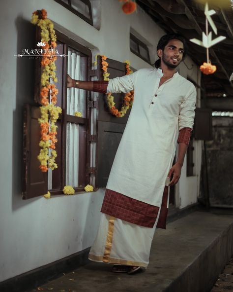 Onam style kerala mens kurta Onam Outfit For Men, Kerala Mundu And Kurta Men, Onam Outfits Ideas, Onam Dress, Onam Outfits, Onam Festival, Kerala Fashion, Engagement Photo Outfits Fall, Groomsmen Outfits