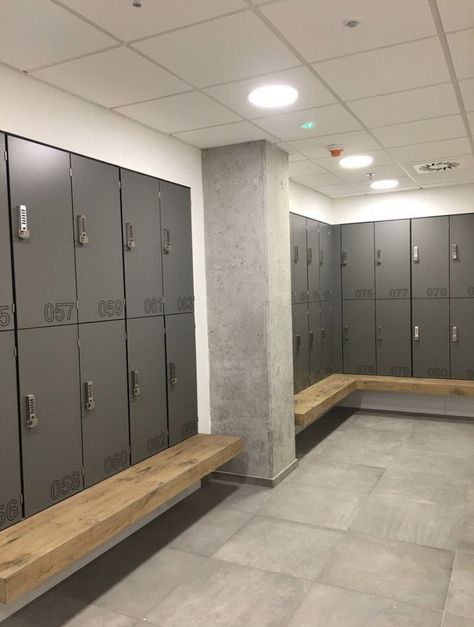 Locker Room Bathroom, Boutique Gym, Wood Lockers, Gym Design Interior, Locker Designs, Gym Lockers, Gym Interior, Wooden Bathroom, Wardrobe Cabinets