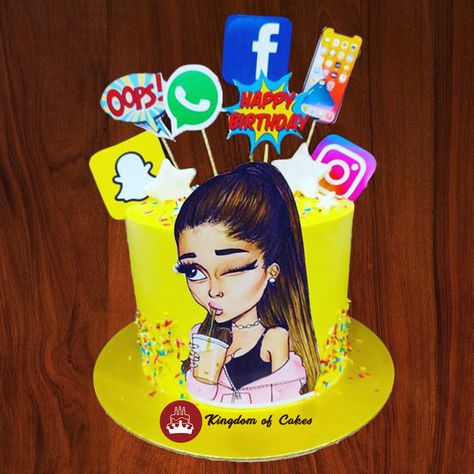 Cake Designs For Teenage Girl, Teenage Cake Ideas, Social Media Birthday Cake, Social Media Theme Cake, Social Media Cake, Snapchat Cake, Snapchat Design, Facebook Cake