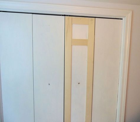 Panel Door Makeover, Flat Panel Door Makeover, Bifold Door Ideas, Closet Door Ideas, Bifold Doors Makeover, Door Makeover Diy, Flat Panel Doors, Closet Door Makeover, Bifold Door