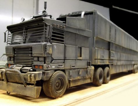 Zombie Survival Vehicle, Apocalyptic Movies, Universal Soldier, Tactical Wall, Car Max, Custom Chevy Trucks, Custom Big Rigs, Miniature Cars, Zombie Survival