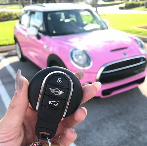 Pink Mini Coopers, Barbie Cars, Mini Morris, Car Interior Diy, Barbie Car, Pink Convertible, Car Deco, Mini Copper, Road Trip Car