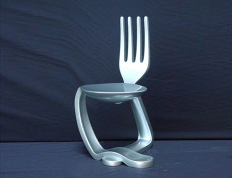 Fork and Spoon Chair Unique Chairs Design, Funky Chairs, Unusual Furniture, Creative Tables, Unique Chair, Funky Furniture, Creative Furniture, Outdoor Dining Furniture, Cool House Designs