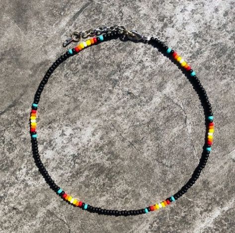 Western Choker Necklace, Western Chokers, Choker Ideas, Western Jewelry Necklace, Simple Beaded Necklaces, Beaded Necklace Patterns, Beaded Jewelry Necklaces, Beaded Necklace Designs, Bead Choker