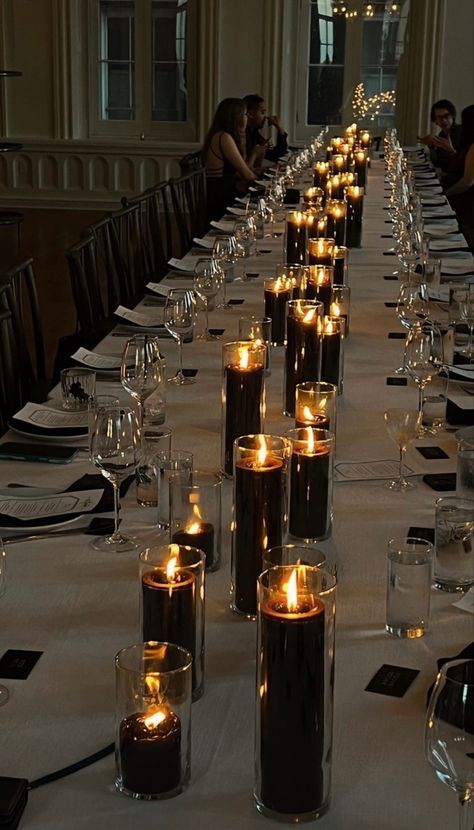 Black Themed Table Setting, Extravagant Party Ideas, Black And White Dinner Party Decorations, Dark Modern Wedding Theme, Men’s Birthday Dinner Decor, Black Party Centerpiece Ideas, Black Theme Centerpieces, Small Candle Centerpieces Wedding, Luxury Birthday Party Aesthetic Men