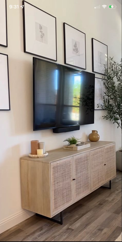 Tv Stand Decor Living Room, Tv Stand Decor, Apartment Living Room Design, Living Room Tv Stand, Apartment Decor Inspiration, Decor Home Living Room, Apartment Inspiration, Living Room Inspo, Living Room Tv