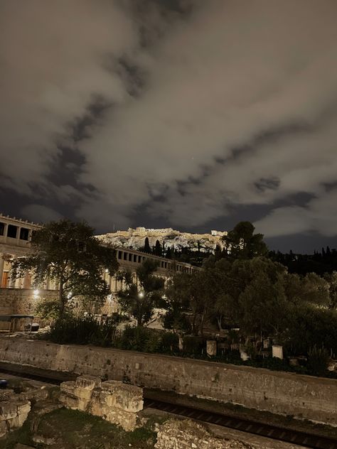 #aesthetic #athens #nightlife #greece #walking #nightsky Greece Night Aesthetic, Athens Greece Aesthetic, Hellenic Aesthetic, Athens Aesthetic, Athens Nightlife, Dystopian Aesthetic, Lovely Places, Athens Greece, Night Aesthetic