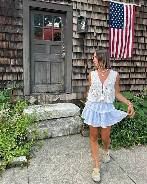 Caroline Bankston (@carrie.bankston) • Instagram photos and videos Carrie Bankston Outfits, Carrie Bankston, Caroline Bankston, Dress Up Closet, Insta Baddie, Digital Closet, Style Change, Rich Girl, Spring Summer Outfits