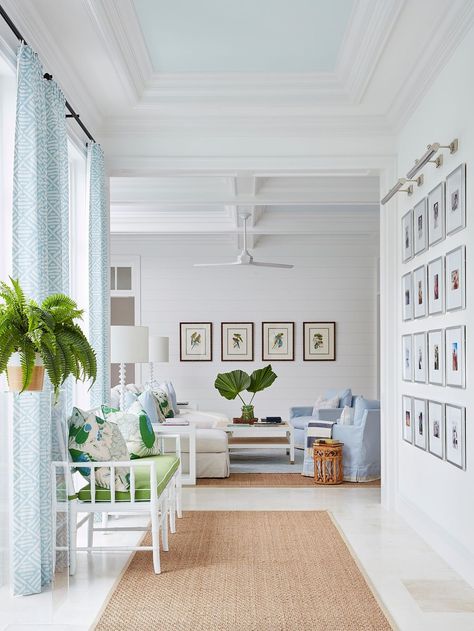 benjamin-moore-chantilly-lace Coastal Entryway, Luxe Interiors, Entry Hall, A Living Room, Chantilly Lace, Florida Home, Coastal Style, Benjamin Moore, Coastal Decor