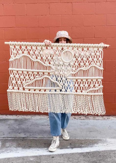 Spotlight: Rachel Breuklander, Macramé Artist - Create Whimsy Macrame Tutorial Beginner, Pola Macrame, Macrame Headboard, Fiber Wall Art, Boho Crafts Diy, Macrame Knots Pattern, Macrame Wall Hanging Diy, Macrame Wall Decor, Macrame Wall Hanging Patterns