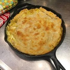 Cast Iron Chicken Pot Pie, Pioneer Woman Recipes Dinner, Homemade Alfredo Sauce Recipe, Pioneer Woman Chicken, Ree Drummond Recipes, Cast Iron Chicken, Alfredo Sauce Recipe Homemade, Shepherds Pie Recipe, Oven Pan