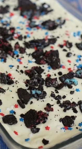 Dirt Cake Recipe, Dirt Cake Recipes, Ombré Cake, Dirt Pudding, July Desserts, Dirt Cake, Patriotic Desserts, July Recipes, 4th Of July Desserts