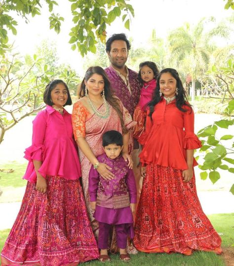 Diwali Family Photoshoot Ideas, Viranica Manchu, Diwali Photo, Kids Indian Wear, Family Dress, Pink Peplum Top, Photo Graphy, Long Blouse Designs, Coordinates Outfits