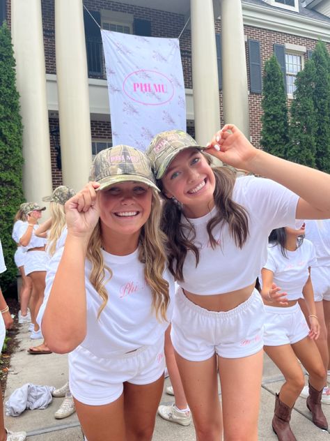 Camo Big Little Reveal, Greek Merch, Sorority Work Week, Dairy Boy, Paige Lorenze, Sorority Themes, Sorority Poses, College Acceptance, Sorority House