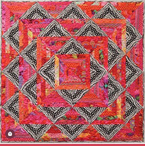 Quilts Made With Kaffe Fassett Fabric, Shimmering Triangles Quilt, Kaffe Fassett Quilts Pattern Free, Fish Quilts, Kaffe Quilts, Quilt Layouts, Fish Quilt, Quilting Books, Big Block Quilts