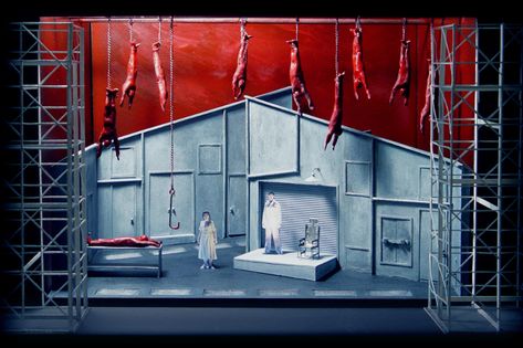 Sweeney Todd — Erhard Rom Scenic Design Theatres, Theatre Inspiration, Theatre Lighting, Movable Walls, Stage Set Design, Set Design Theatre, Theatre Stage, Sweeney Todd, Theatre Design